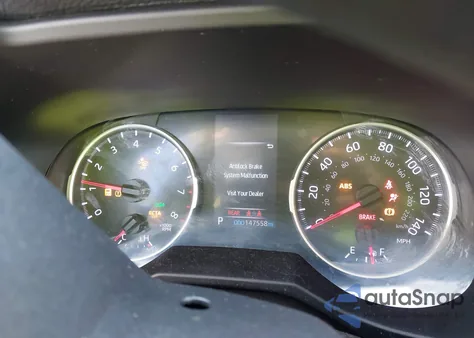 2020 Toyota Rav4 Xle z USA, uszkodzony, nr VIN 2T3W1RFV6LC060235